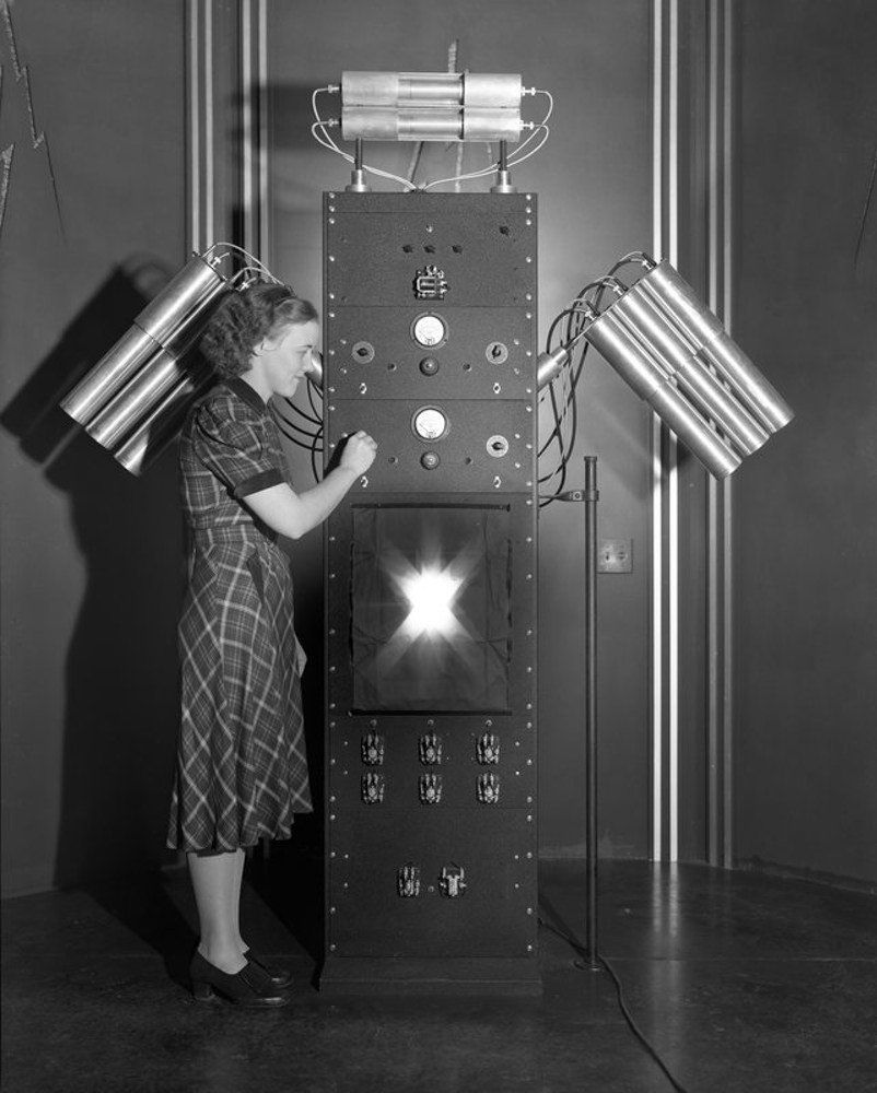 "Cosmic Ray Counter, Hayden Planetarium, 1939"